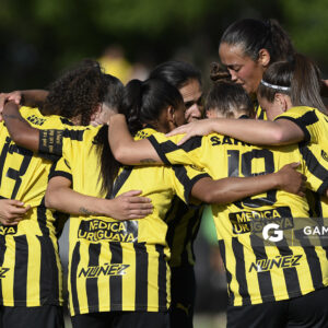 Wendy Carballo, de Peñarol. Campeonato Uruguayo Femenino. Estadio José Pedro Damiani.