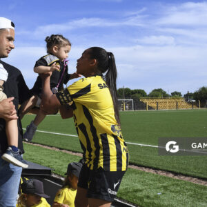 Wendy Carballo, de Peñarol. Campeonato Uruguayo Femenino. Estadio José Pedro Damiani.