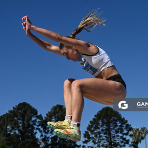 Victoria Zanolli. Grand Prix Sudamericano Estrella Puente y Darwin Piñeyrúa. Pista oficial de Atletismo del Parque Batlle.