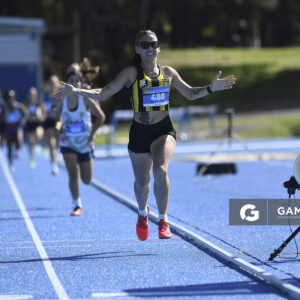 Yamila Méndez. Grand Prix Sudamericano Estrella Puente y Darwin Piñeyrúa. Pista oficial de Atletismo del Parque Batlle.