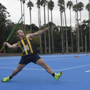 Yonatan Santos Campeonato nacional de atletismo. Pista Darwin Piñeyrúa.