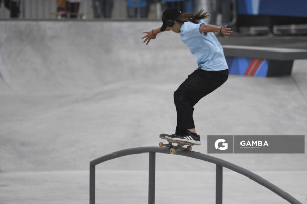 Julieta González, en Skate modalidad Street. Juegos Panamericanos Santiago 2023. Explanada de los Deportes Urbanos .