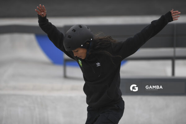 Jhulia Rayssa Mendes Leal, de Brasil., en Skate modalidad Street. Juegos Panamericanos Santiago 2023. Explanada de los Deportes Urbanos .