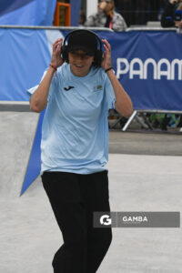 Julieta González, en Skate modalidad Street. Juegos Panamericanos Santiago 2023. Explanada de los Deportes Urbanos .