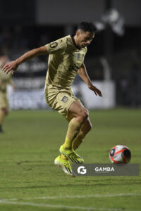 Maximiliano Silvera, de Peñarol, Torneo Apertura. Parque Alfredo Víctor Viera.