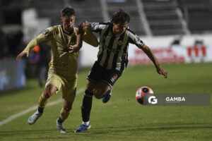 Torneo Apertura. Parque Alfredo Víctor Viera.