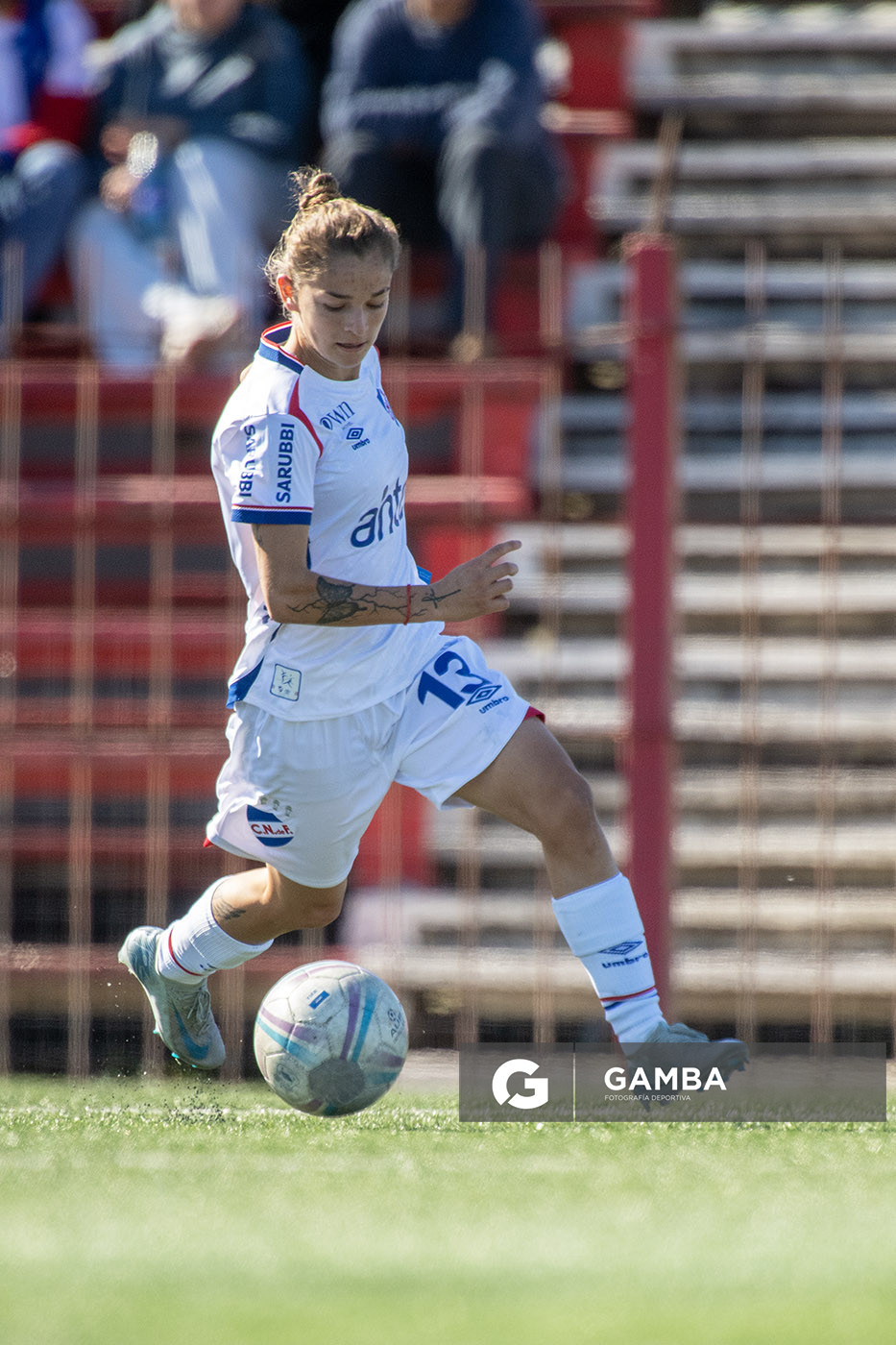 Yamila Dornelles, de Nacional. Campeonato Uruguayo de Fútbol Femenino. Complejo Rentistas.