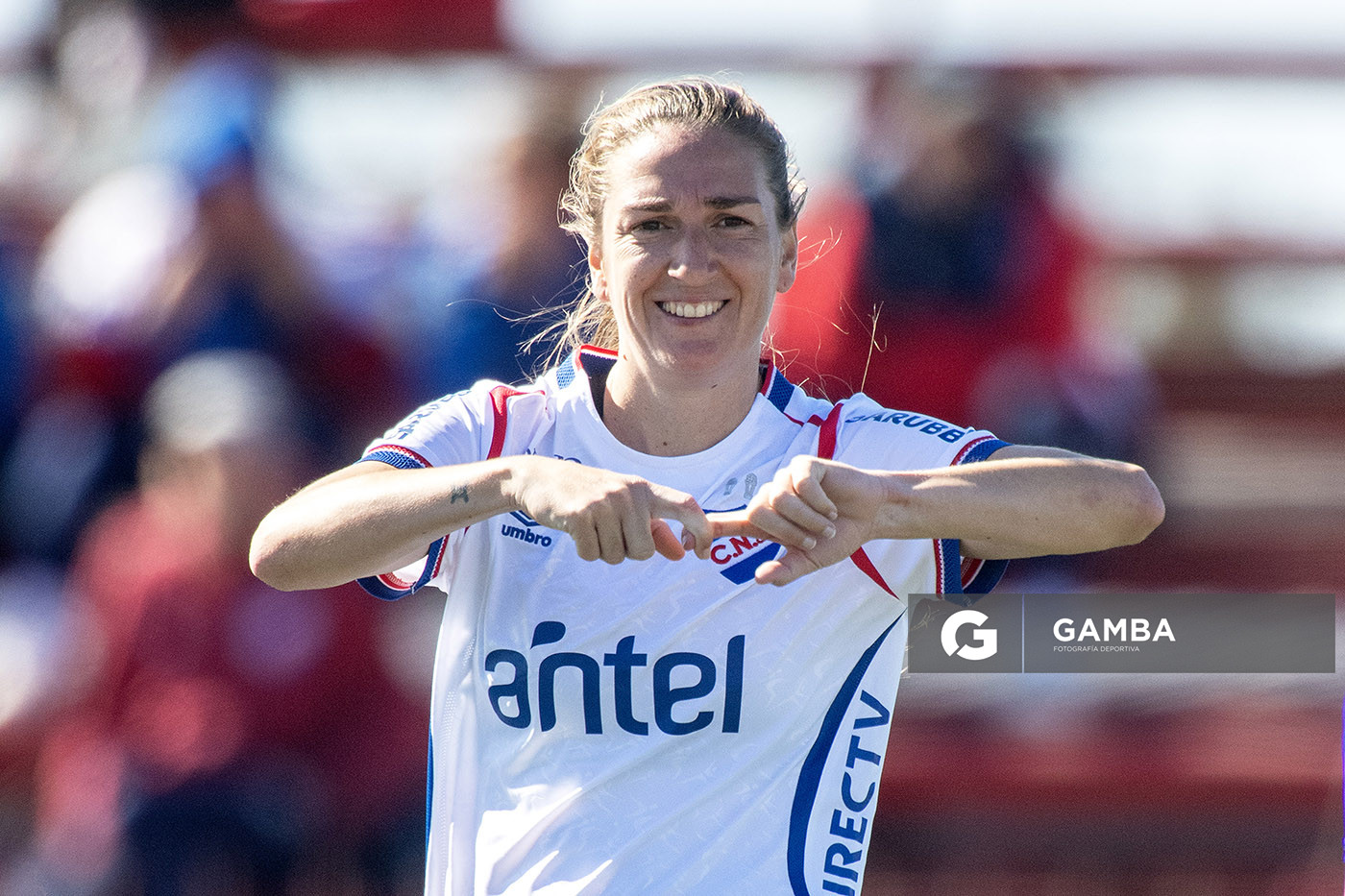 Sofía Oxandabarat, de Nacional. Campeonato Uruguayo de Fútbol Femenino. Complejo Rentistas.