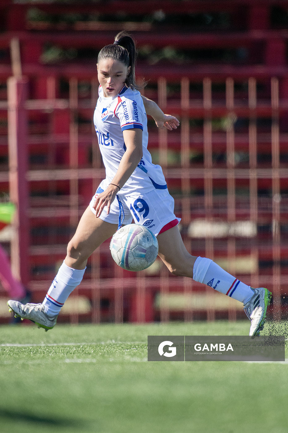 Josefina Félix, de Nacional. Campeonato Uruguayo de Fútbol Femenino. Complejo Rentistas.