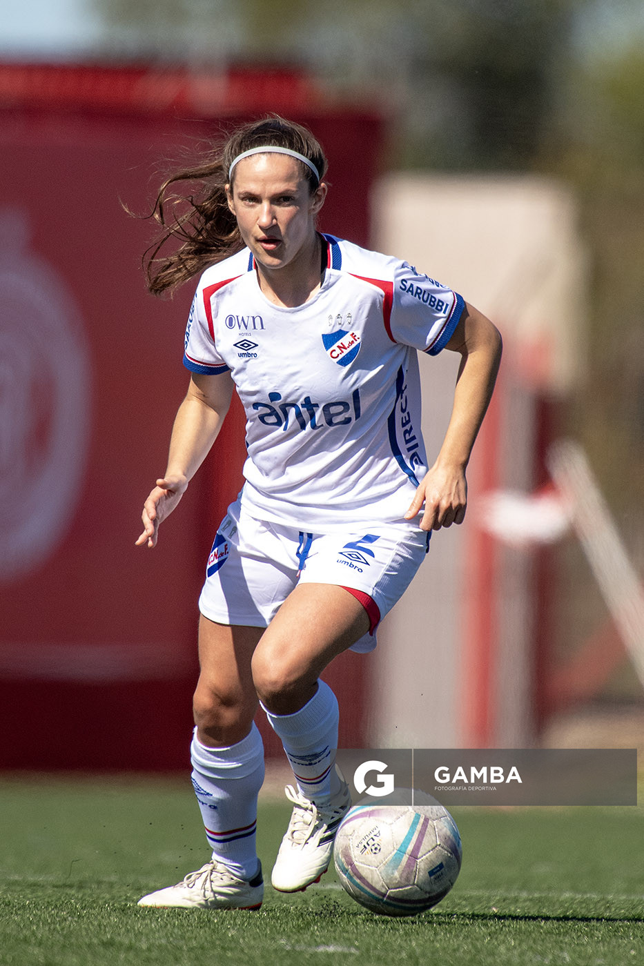 Paola Fitipaldi, de Nacional. Campeonato Uruguayo de Fútbol Femenino. Complejo Rentistas.