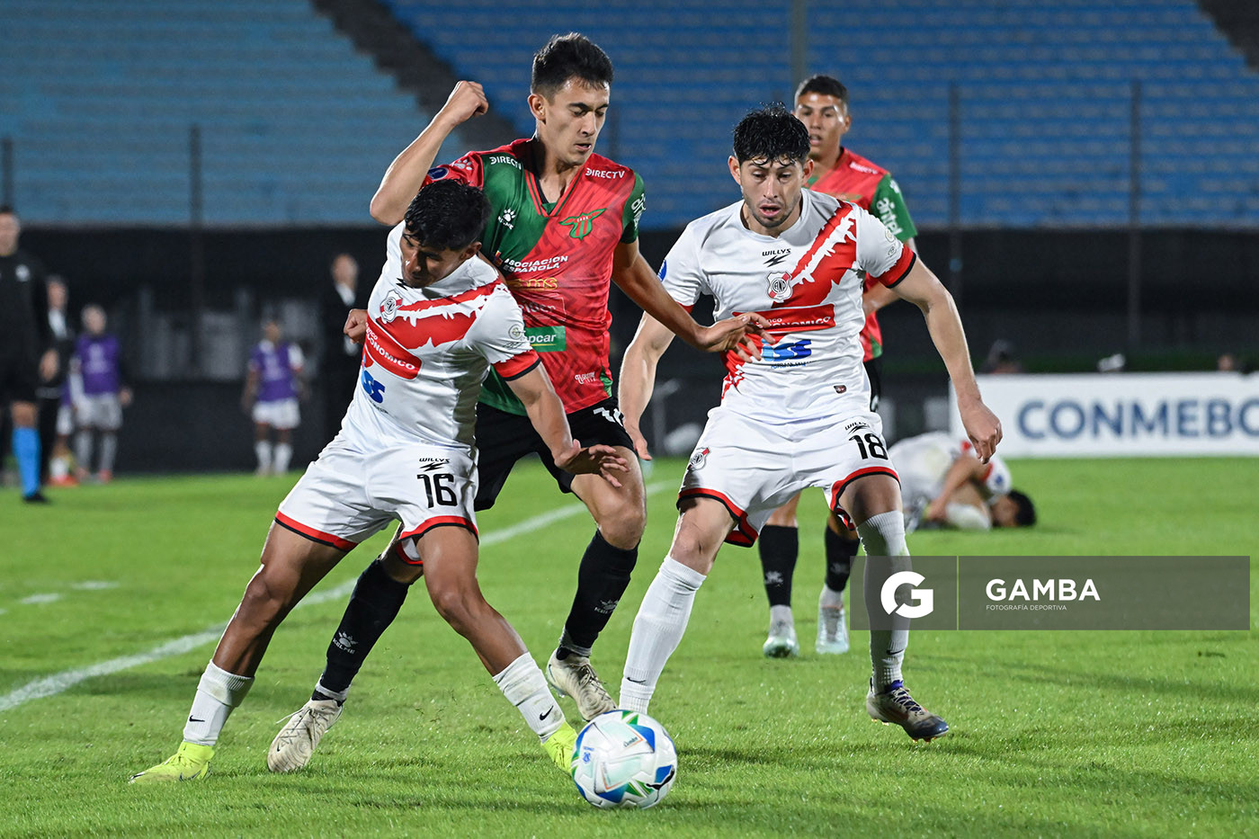 Freddy Noguera, de Boston River. Copa Conmebol Sudamericana. Estadio Centenario.