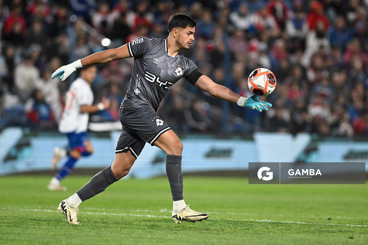 Mauro Silveira, golero de Wanderers. Torneo Apertura – Liga AUF uruguaya 2025. Estadio Gran Parque Central.