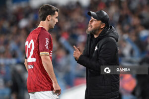 Juan Manuel Martínez, director técnico de Wanderers. Torneo Apertura – Liga AUF uruguaya 2025. Estadio Gran Parque Central.