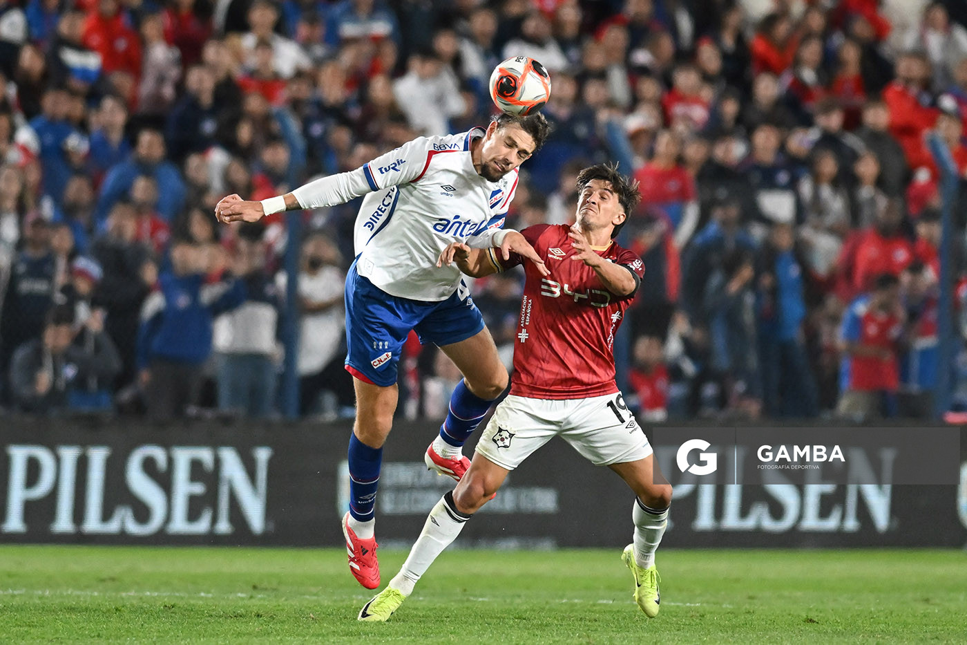 Sebastián Coates, de Nacional. Torneo Apertura – Liga AUF uruguaya 2025. Estadio Gran Parque Central.