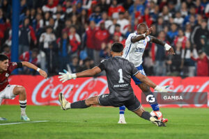 Diego Herazo, de Nacional. Torneo Apertura – Liga AUF uruguaya 2025. Estadio Gran Parque Central.