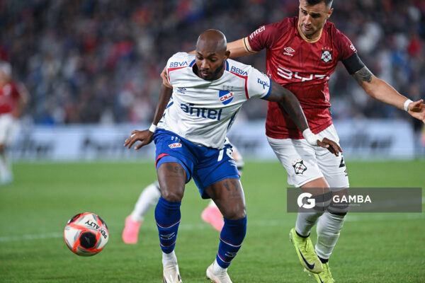 Diego Herazo, de Nacional. Torneo Apertura - Liga AUF uruguaya 2025. Estadio Gran Parque Central.
