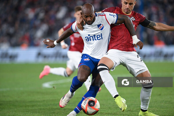 Diego Herazo, de Nacional. Torneo Apertura - Liga AUF uruguaya 2025. Estadio Gran Parque Central.