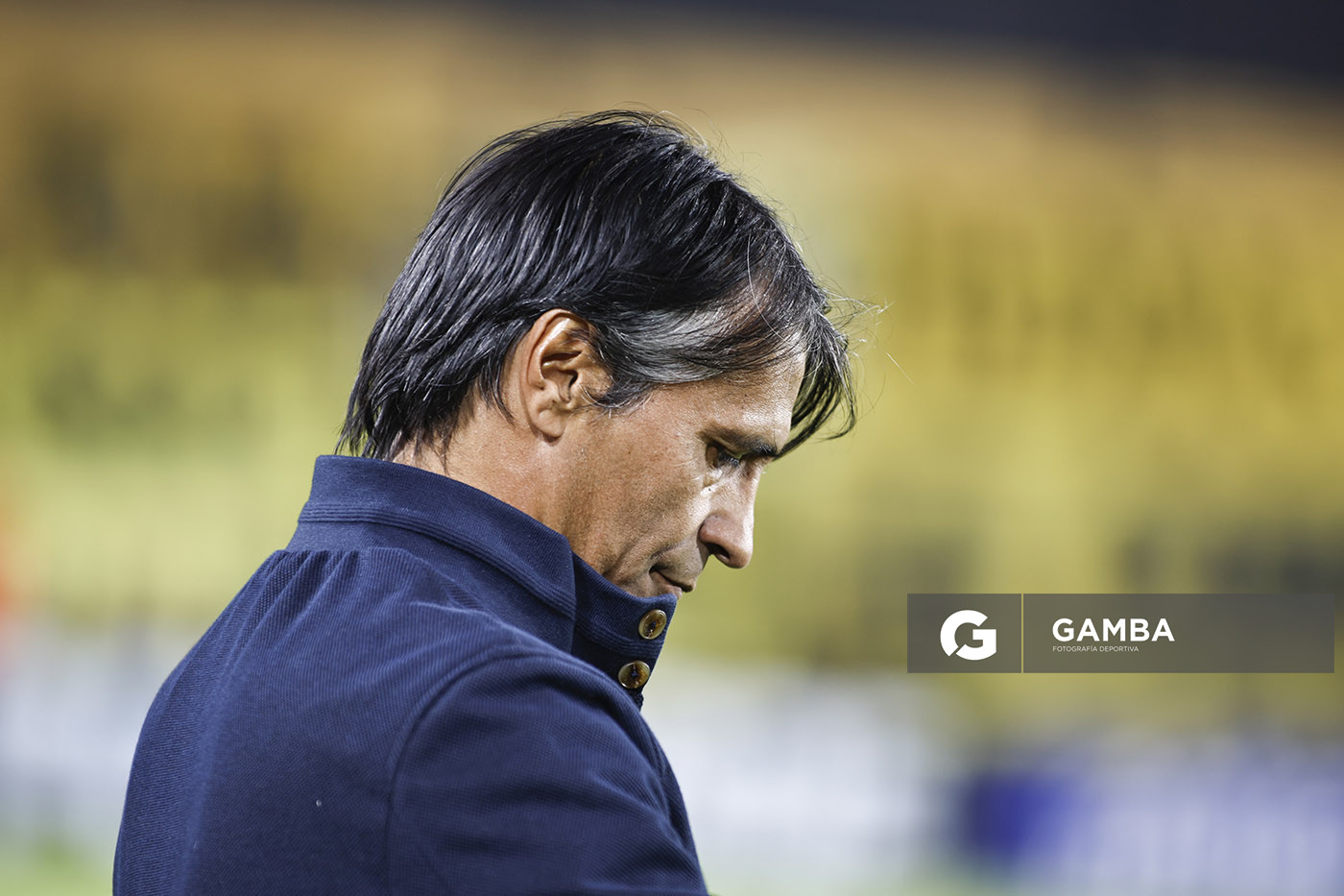 Tabaré Silva, director técnico de Cerro. Torneo Apertura. Estadio Campeón del Siglo.