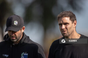 Joaquín Papa, director técnico de Liverpool. Torneo Apertura. Estadio Parque Abraham Paladino.