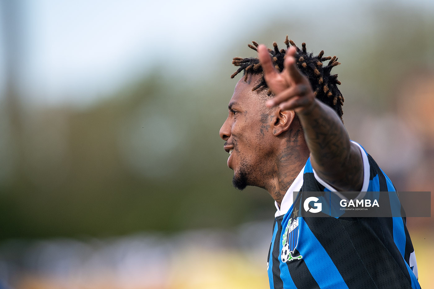 Abel Hernández, de Liverpool. Torneo Apertura. Estadio Parque Abraham Paladino.