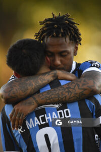 Abel Hernández, de Liverpool. Torneo Apertura. Estadio Parque Abraham Paladino.