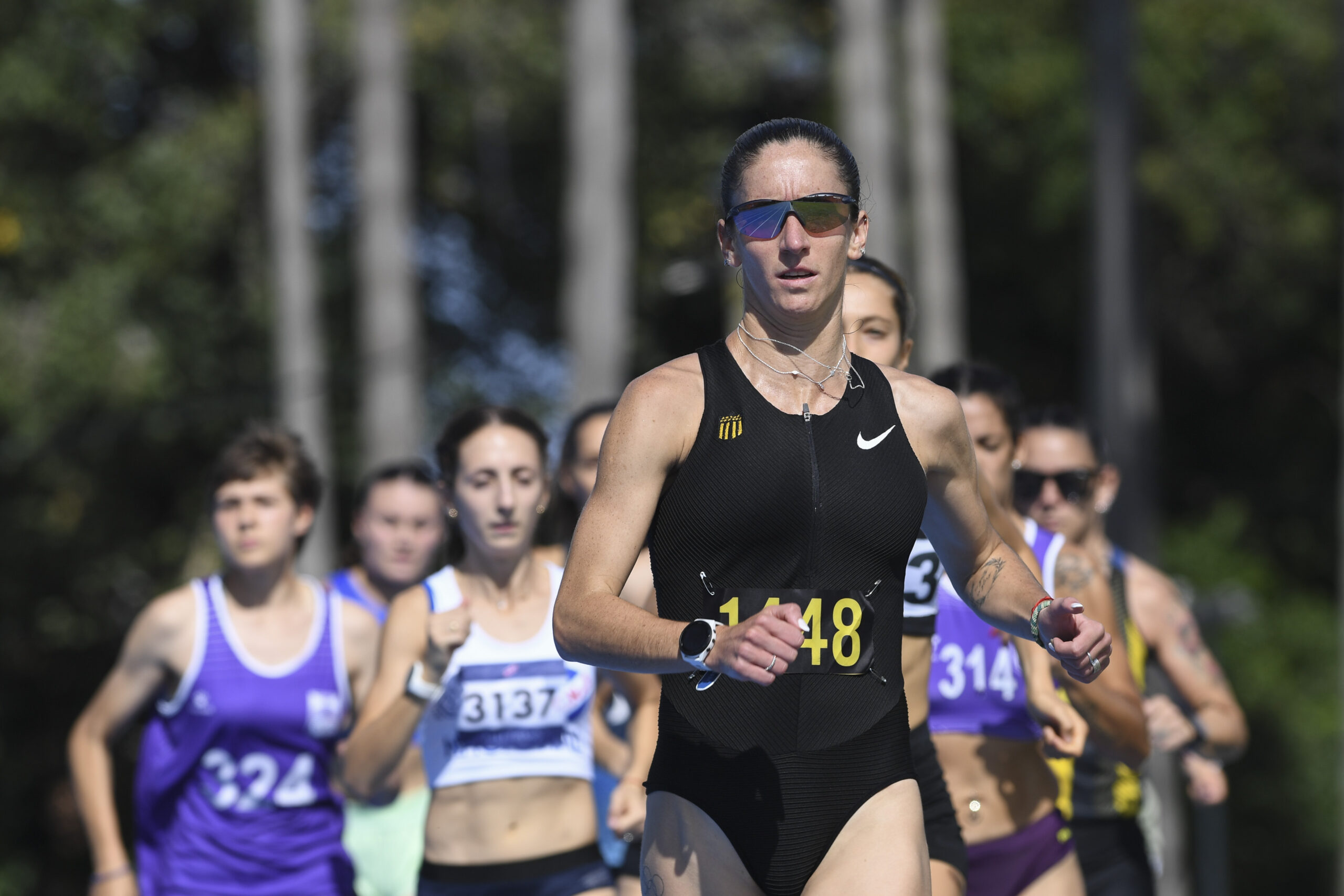 Sandro Pereyra-20250412SP-0./María PÍa Fernández  en la final de 1500 metros durante el Campeonato Nacional de Atletismo, el 12 de abril de 2025 en la Pista Darwin Piñeyrúa, en Montevideo. / Foto:  Sandro Pereyra, Agencia Gamba.-