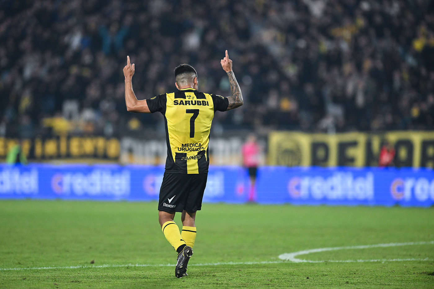 Peñarol 2 - Plaza Colonia 0. F1INT25.