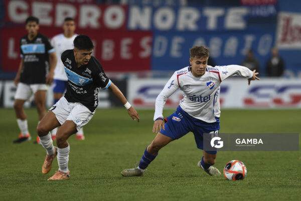 Torneo Apertura. Estadio Gran Parque Central.
