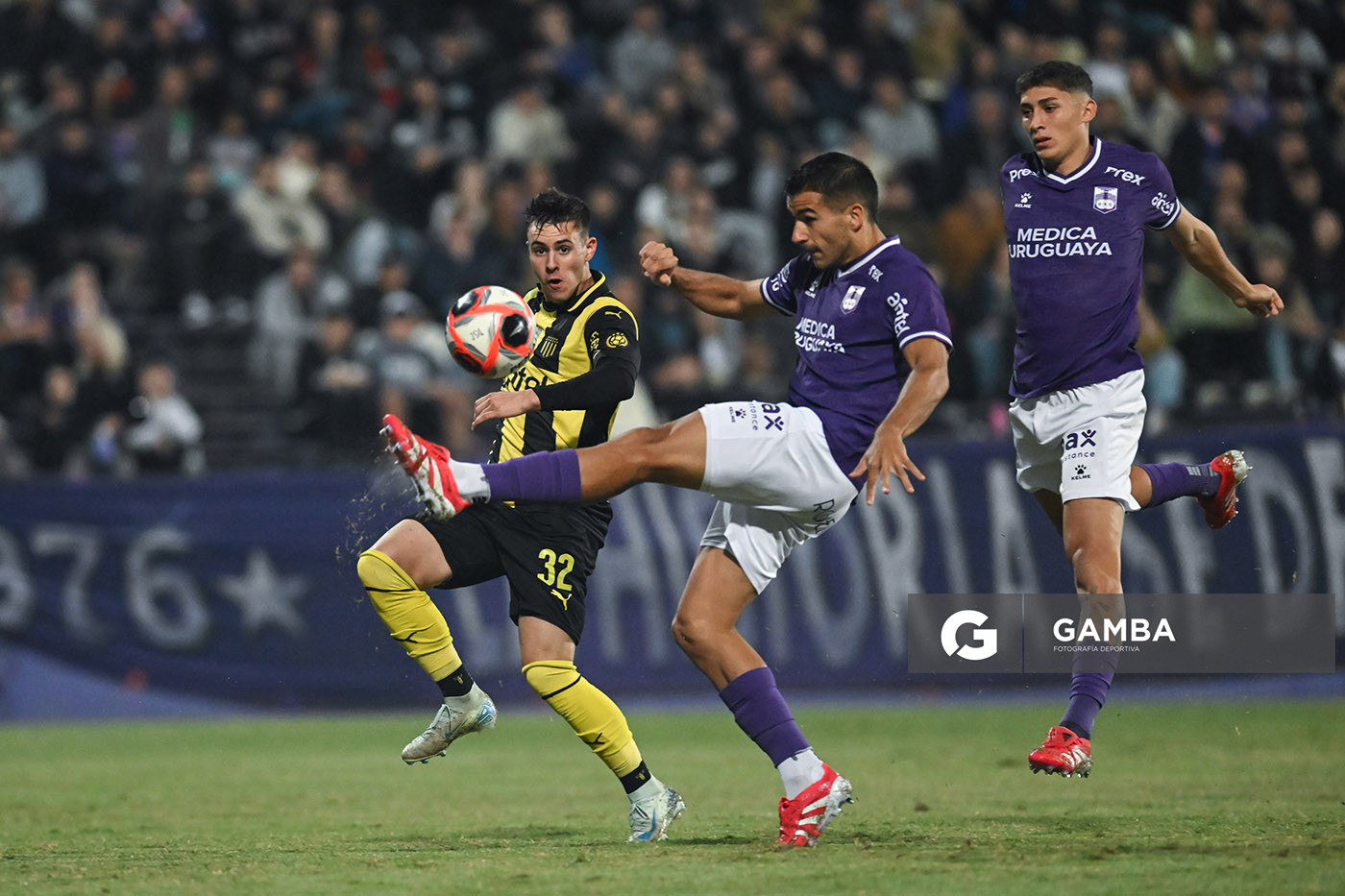 Leandro Umpiérrez, de Peñarol. Torneo Apertura – Liga AUF uruguaya 2025. Estadio Luis Franzini.