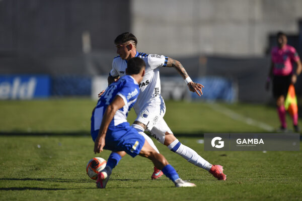 Gonzalo Nápoli, de Liverpool. Torneo Apertura. Estadio Artigas.