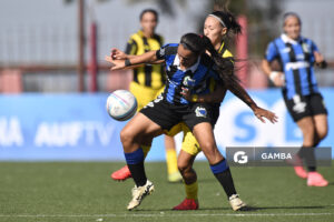 Mariana Moya, de Liverpool. Campeonato Uruguayo de Fútbol Femenino. Complejo Rentistas.