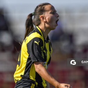 Tatiana Martínez, de Peñarol. Campeonato Uruguayo de Fútbol Femenino. Complejo Rentistas.