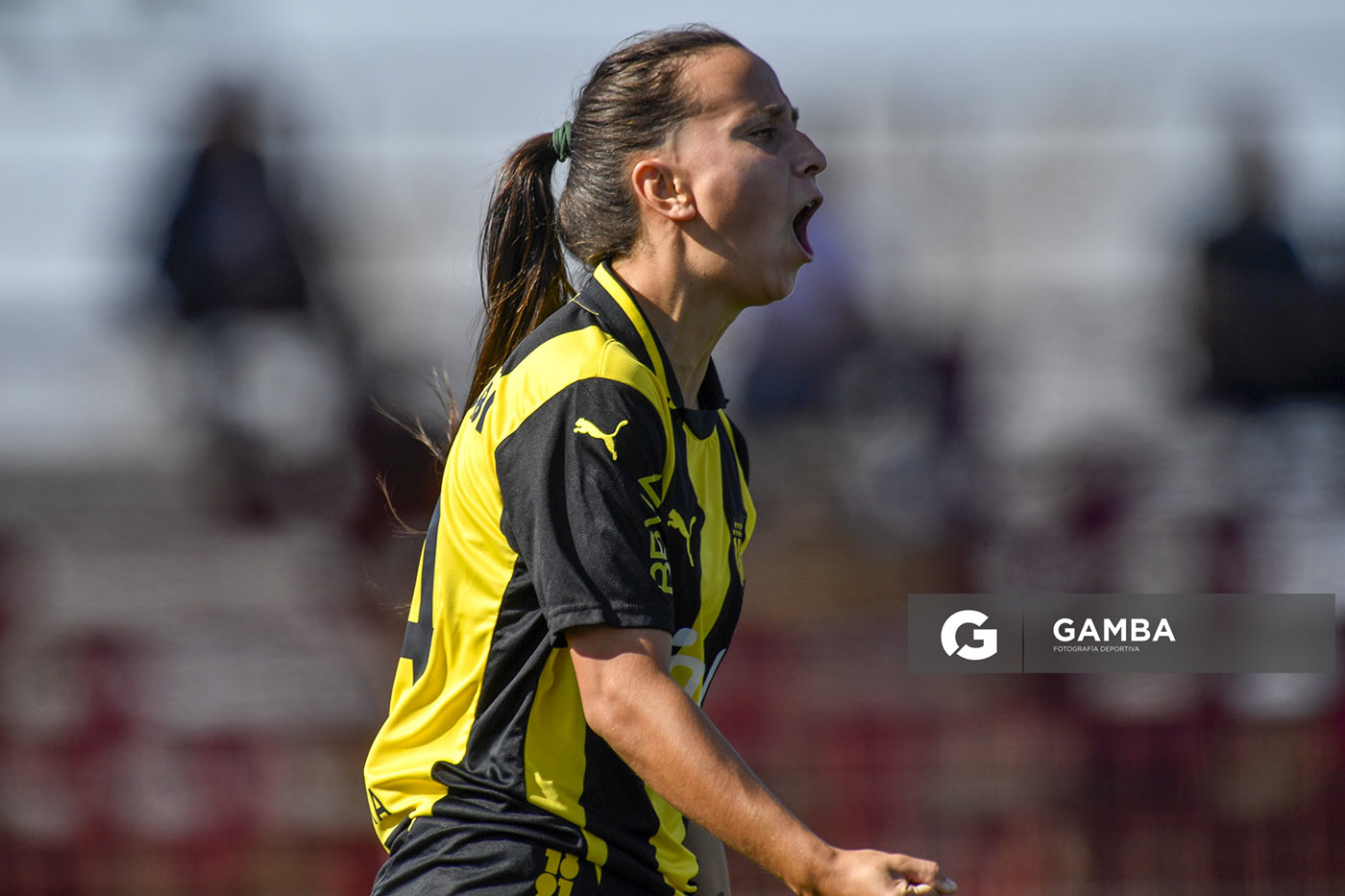 Tatiana Martínez, de Peñarol. Campeonato Uruguayo de Fútbol Femenino. Complejo Rentistas.