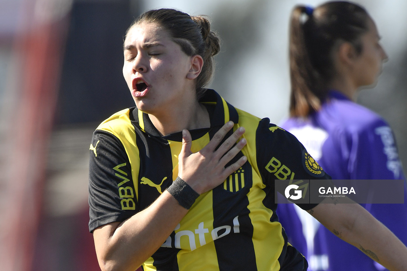 Allegra Rodríguez, de Peñarol. Campeonato Uruguayo de Fútbol Femenino. Complejo Rentistas.
