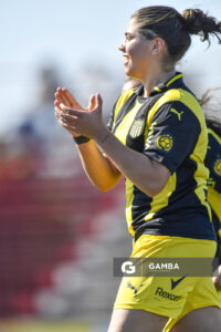 Allegra Rodríguez, de Peñarol. Campeonato Uruguayo de Fútbol Femenino. Complejo Rentistas.