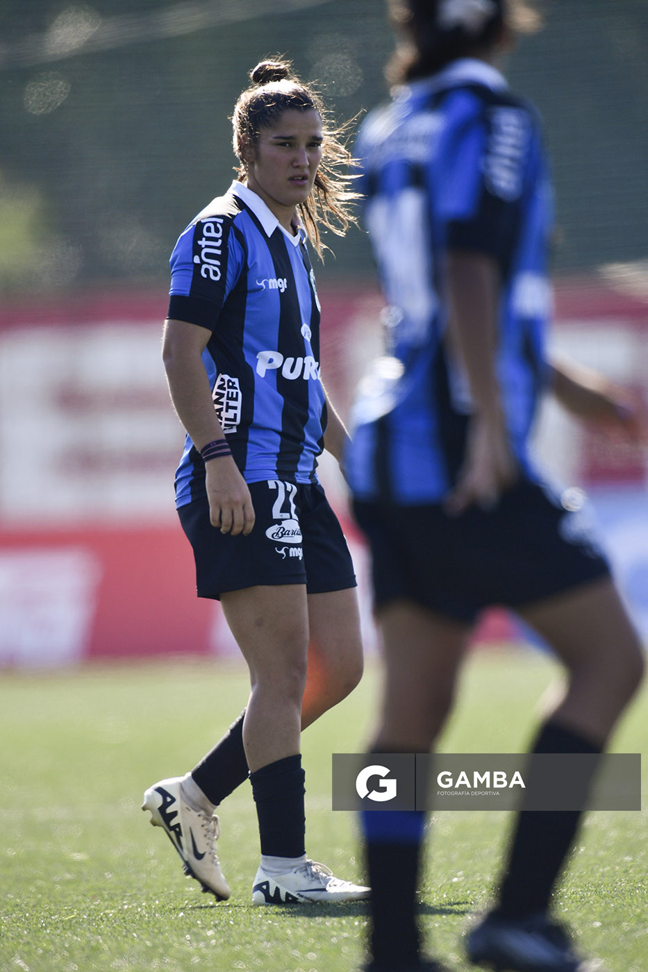 Julieta Lados, de Liverpool. Campeonato Uruguayo de Fútbol Femenino. Complejo Rentistas.