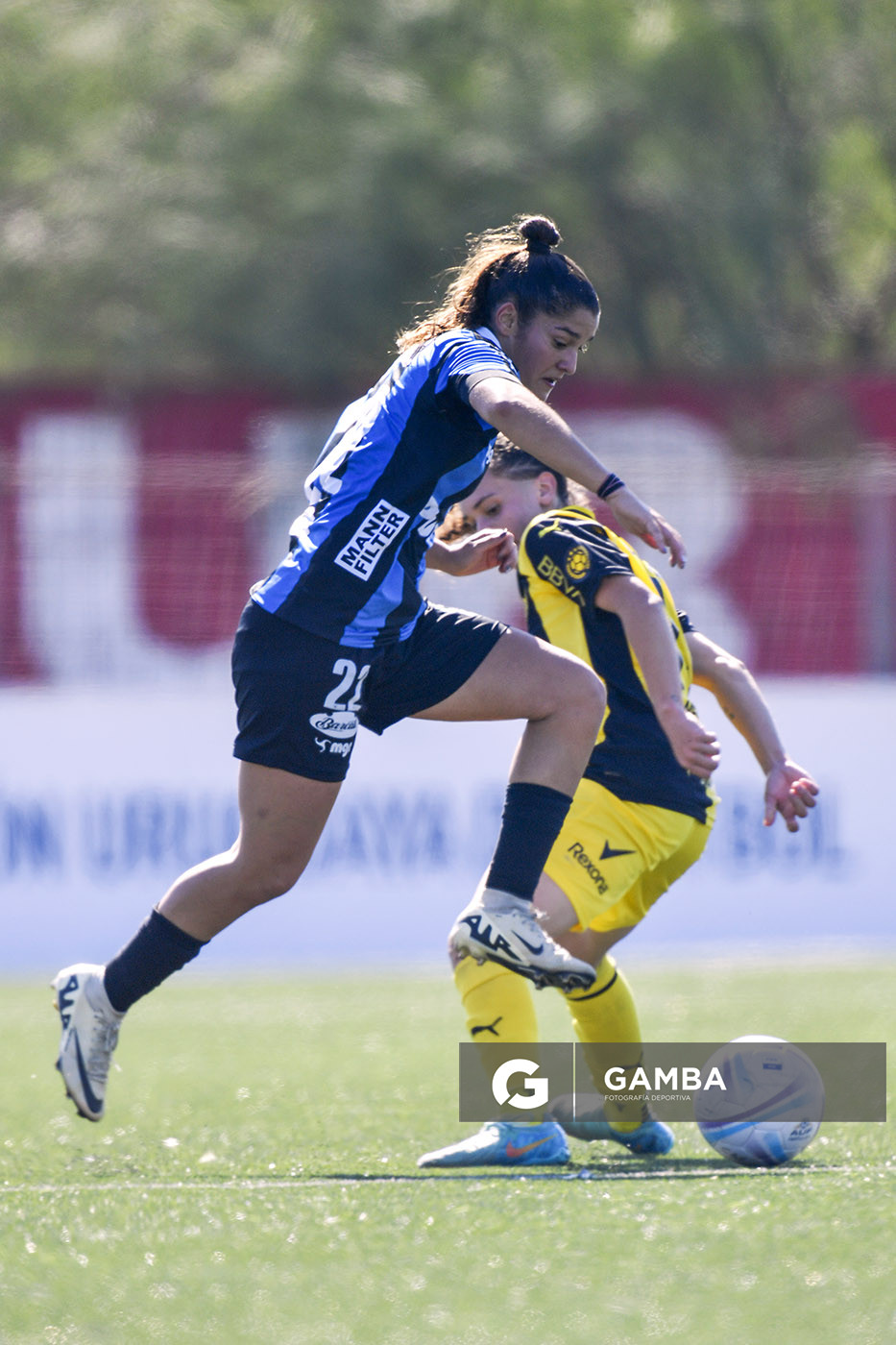 Julieta Lados, de Liverpool. Campeonato Uruguayo de Fútbol Femenino. Complejo Rentistas.