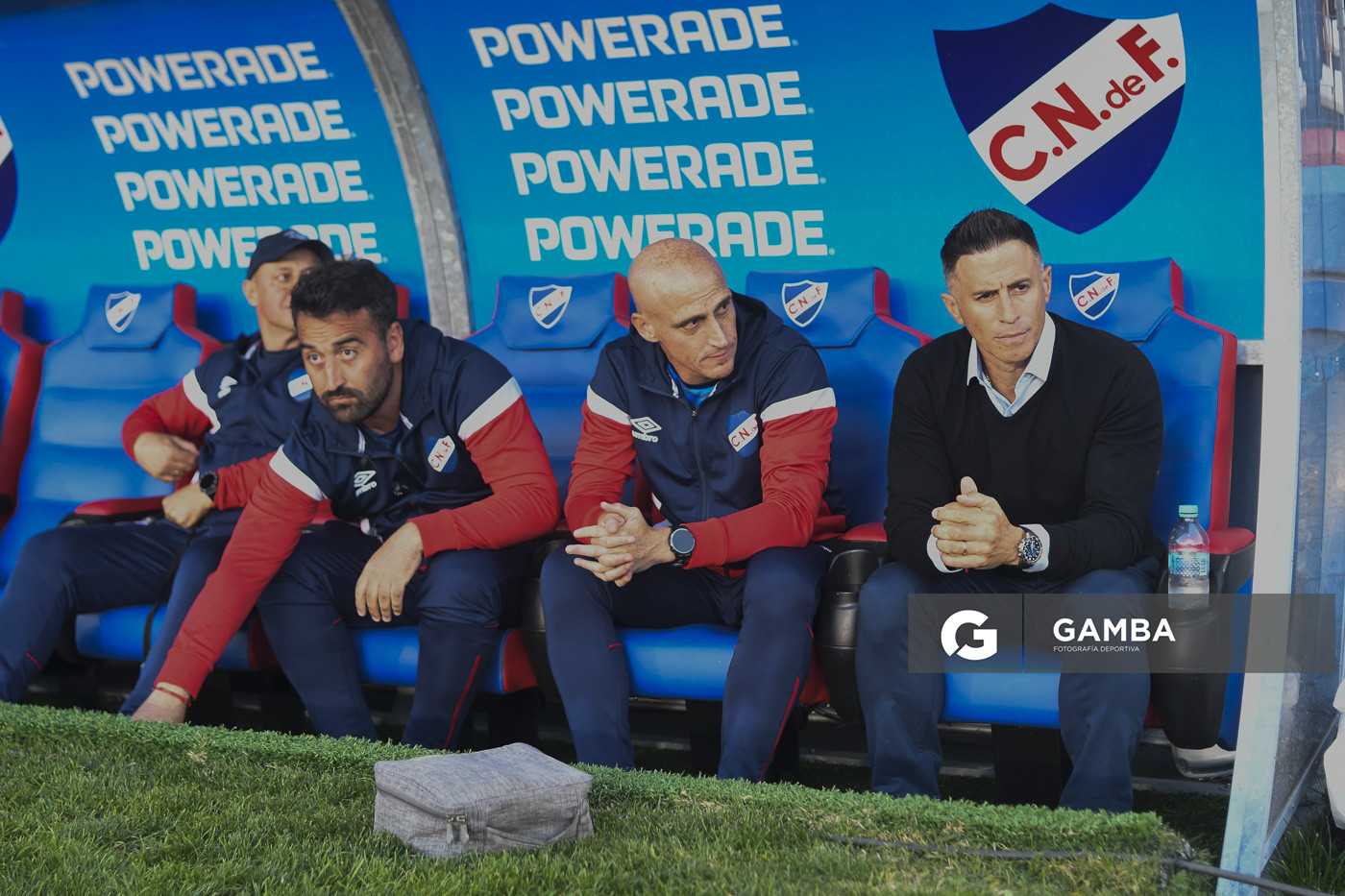 Pablo Peirano, director técnico de Nacional. Torneo Apertura. Estadio Gran Parque Central.