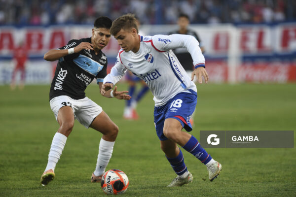 Jeremía Recoba, de Nacional. Torneo Apertura. Estadio Gran Parque Central.