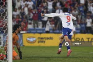 Gonzalo Petit, de Nacional. Torneo Apertura. Estadio Gran Parque Central.