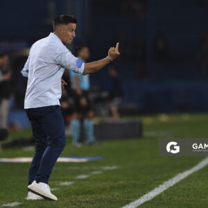 Pablo Peirano, director técnico de Nacional. Torneo Apertura. Estadio Gran Parque Central.
