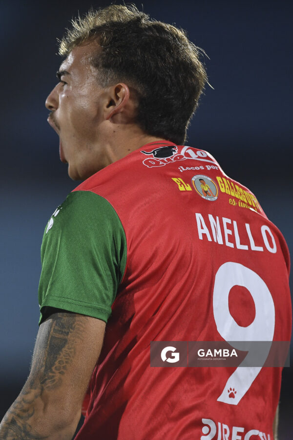 Agustín Anello, de Boston River, Copa Sudamericana. Estadio Centenario.