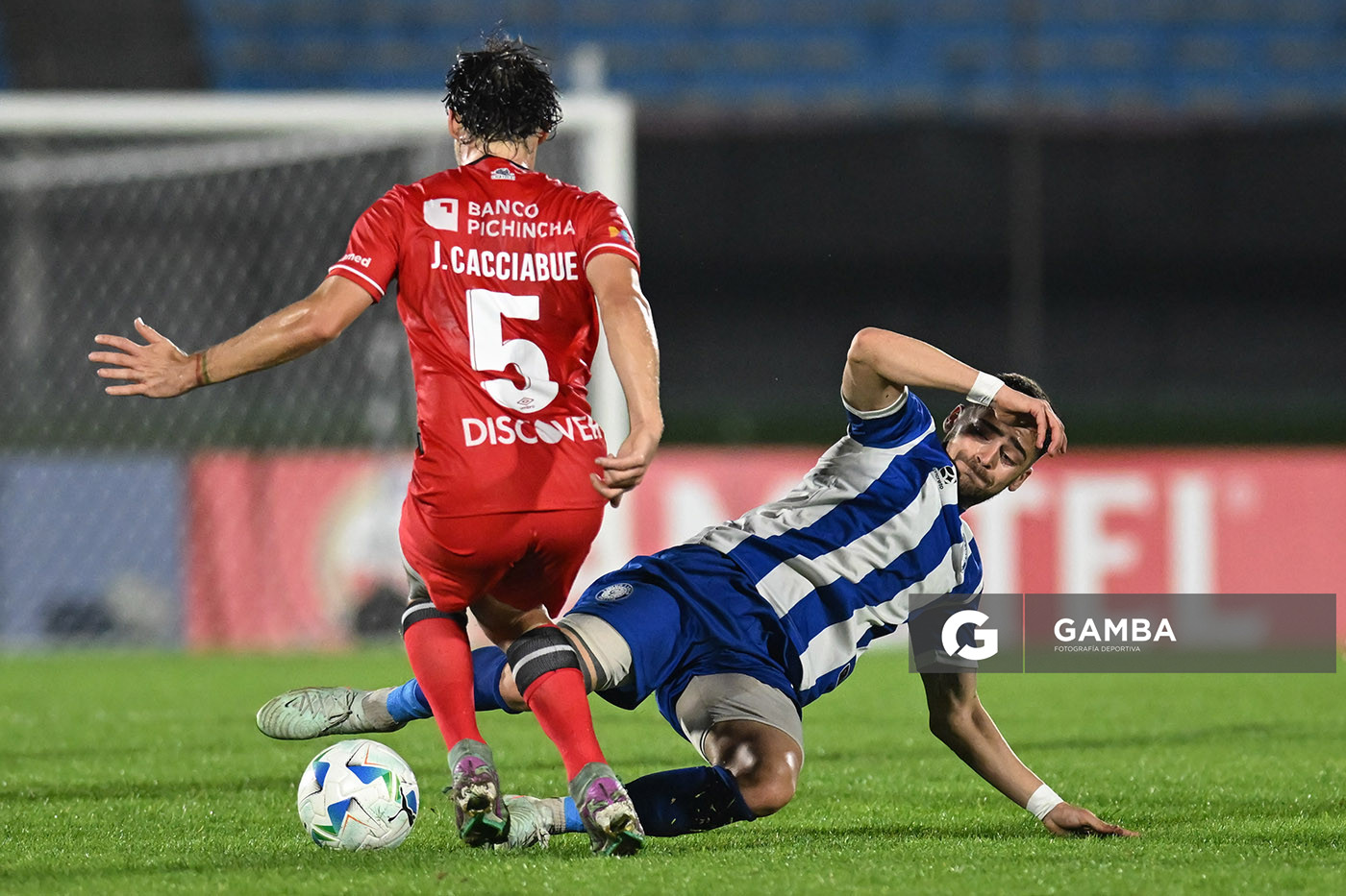 Facundo Bonifazi, de Cerro Largo. Copa Conmebol Sudamericana. Estadio Centenario.