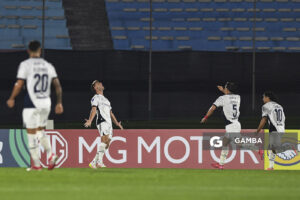 Franco Paredes, de Independiente. Copa Sudamericana. Estadio Centenario.