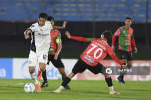 Luciano Cabral, del Independiente. Copa Sudamericana. Estadio Centenario.