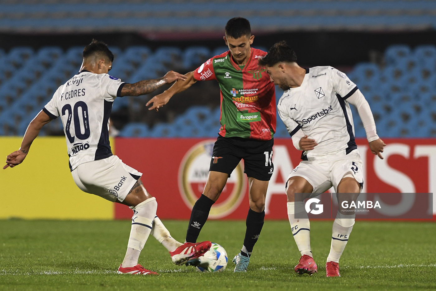 Agustín Amado, de Boston River. Copa Sudamericana. Estadio Centenario.