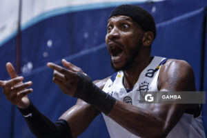 Anthony Hilliard, de Malvín. Liga Uruguaya de Básquetbol. Gimnasio de Malvín.