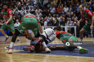 Anthony Hilliard, de Malvín. Liga Uruguaya de Básquetbol. Gimnasio de Malvín.