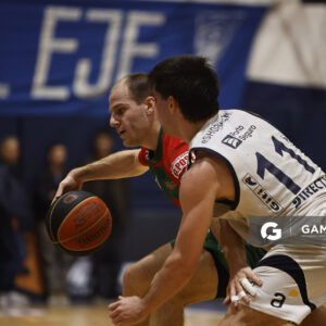 Santiago Vidal, de Aguada. Liga Uruguaya de Básquetbol. Gimnasio de Malvín.