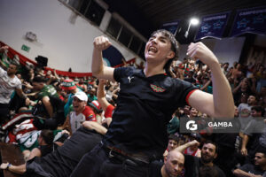 Hinchas de Aguada. Liga Uruguaya de Básquetbol. Gimnasio de Malvín.